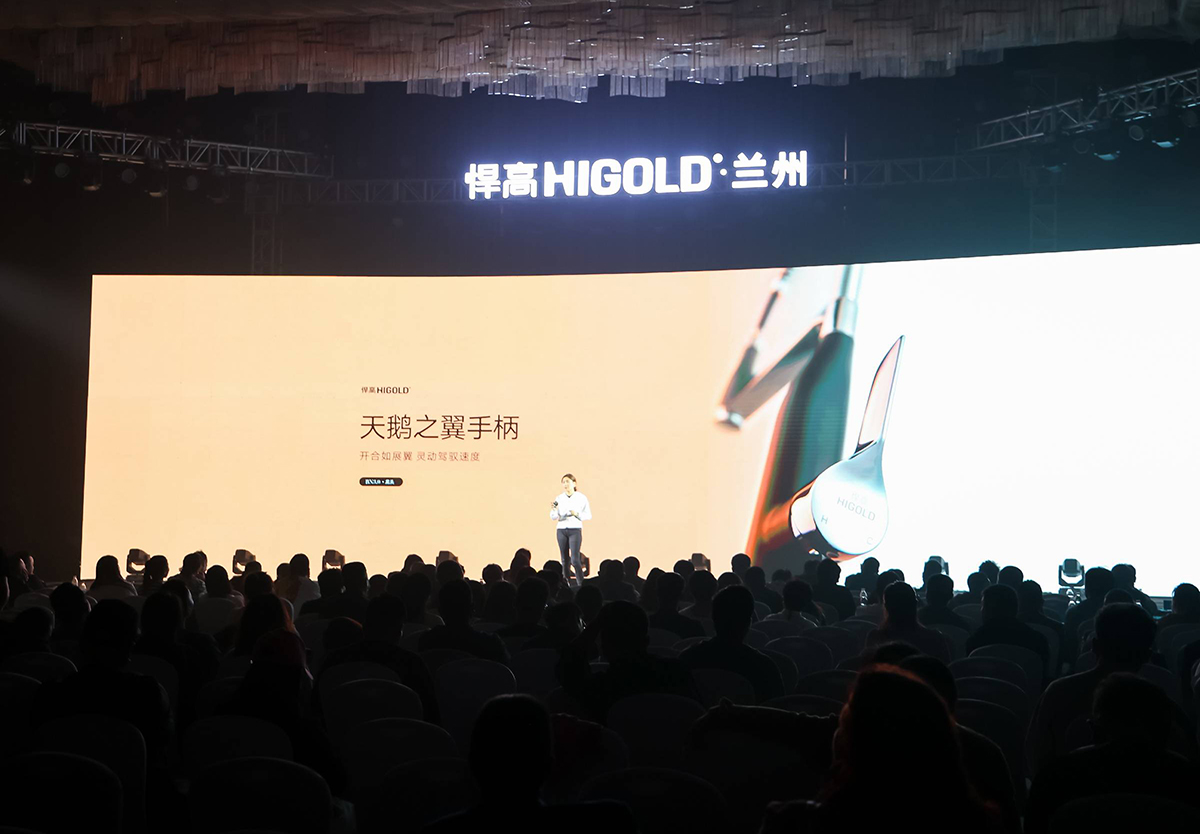 今日ky体育全球新品发布会登陆兰州，暨兰州旗舰店隆重开业